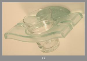 GLASS HOLDER IN TRANSPARENT PLASTIC GREEN