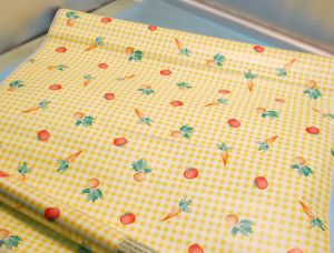 POTAGER JAUNE ADHESIVE PLASTIC