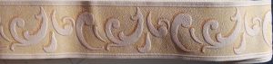 ADHESIVE BORDER WITH BEIGE WAVES EMBOSSED EFFECT