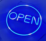 INSEGNA OPEN AL NEON LED   RGB  CON TELECOMANDO