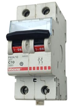 BTICINO F82/10 INTERRUTTORE MAGNETOTERMICO 2P 10A