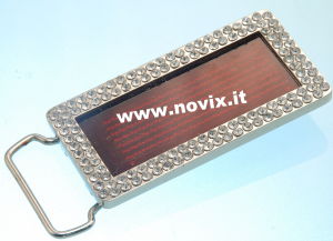 BOUCLE AVEC DU STRASS X CEINTURE - LED ROUGE DISPLAY COULISSANT