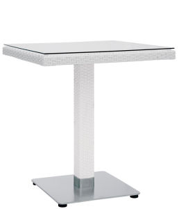 SQUARE TABLE