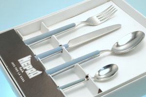 MEPRA CUTLERY WITH BLUE HANDLE