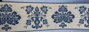 BLAUER ORNAMENTELLER TAPETEN BORDURE